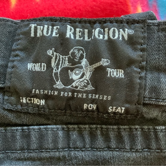 True Religion Ricky Black Relaxed Straight Cut Off Mens Jean Shorts Sz 40 - Picture 3 of 8